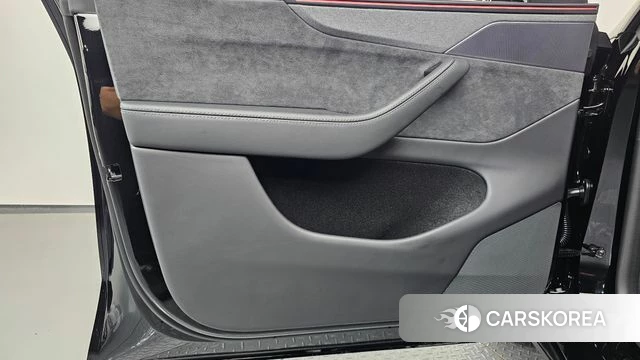 Tesla Model Y id 4853349 из Кореи 17