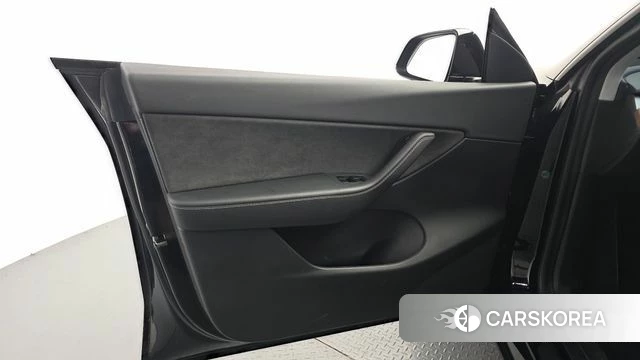 Tesla Model Y id 4923061 из Кореи 16