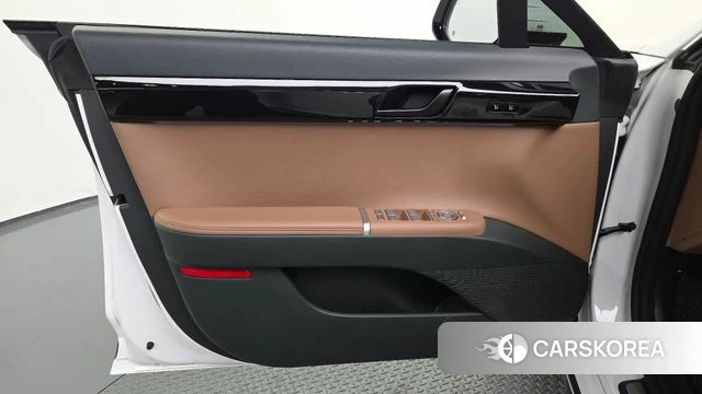 Hyundai Grandeur (GN7) id 4986040 из Кореи 16