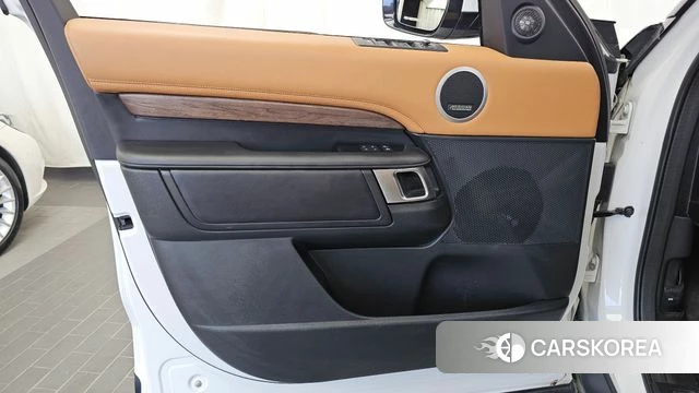 Land Rover Discovery 5 id 5023410 из Кореи 16