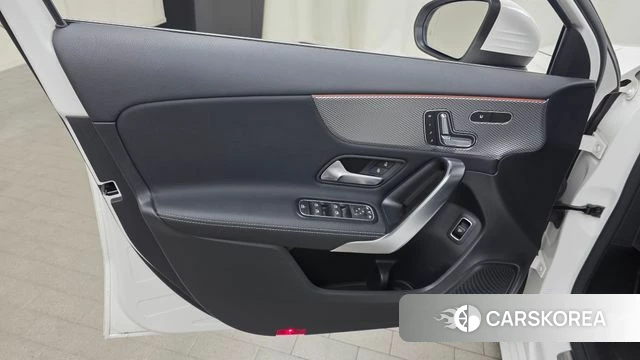 Mercedes-Benz A-Class W177 id 4976118 из Кореи 16
