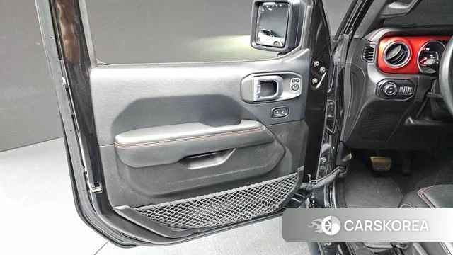 Jeep Wrangler (JL) id 5023920 из Кореи 16