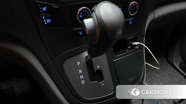 Hyundai The New Grand Starex id 4677219 из Кореи 16