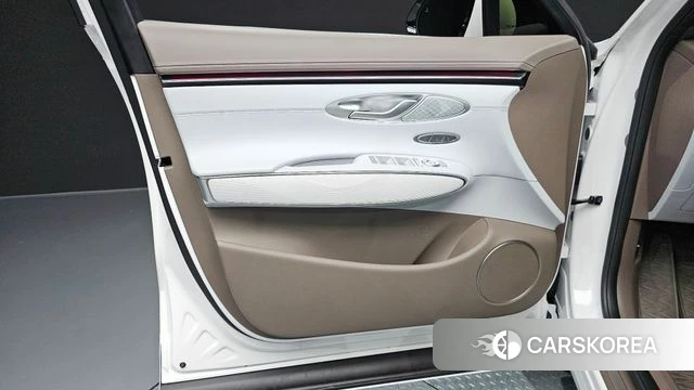 Genesis GV70 id 4928010 из Кореи 16