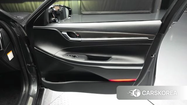 Hyundai Grandeur IG Hybrid id 5054443 из Кореи 16