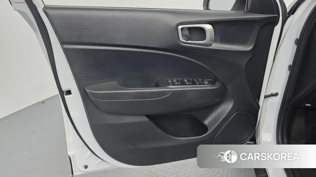 Hyundai Venue id 4783648 из Кореи 16