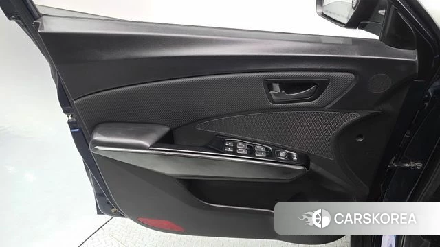 Ssangyong Tivoli Air id 5034761 из Кореи 16