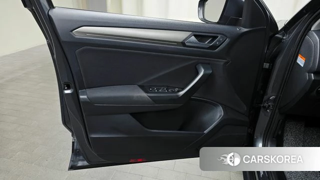 Volkswagen T-Roc id 4987307 из Кореи 16