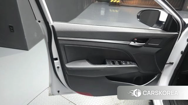 Hyundai The New Avante AD id 4836961 из Кореи 16