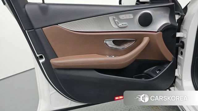 Mercedes-Benz E-Class W213 id 4978050 из Кореи 16