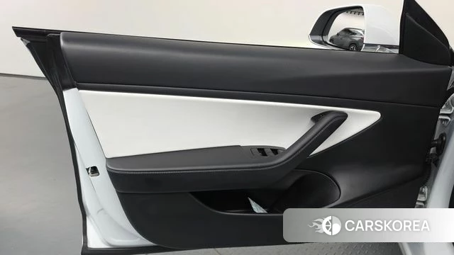 Tesla Model 3 id 4864831 из Кореи 16