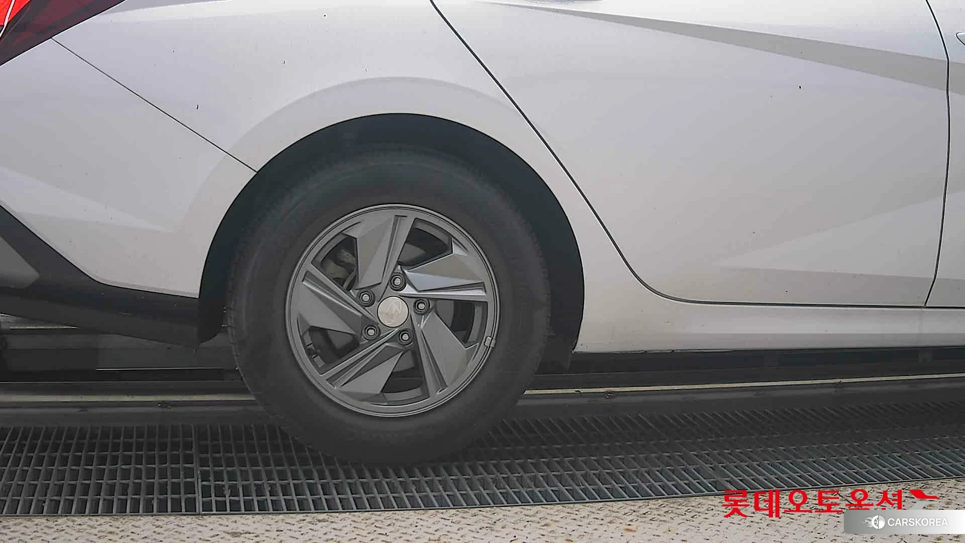 Hyundai Avante id 4984604 из Кореи 16