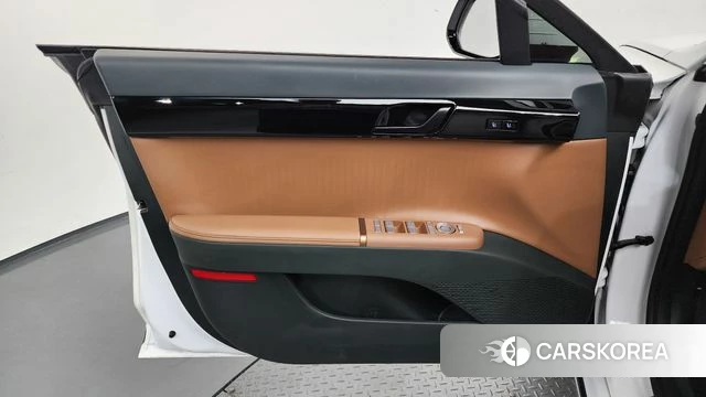 Hyundai Grandeur Hybrid (GN7) id 4783181 из Кореи 16