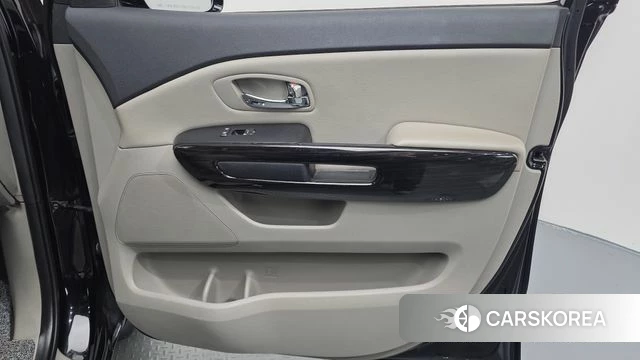 Kia The New Carnival id 4998182 из Кореи 16
