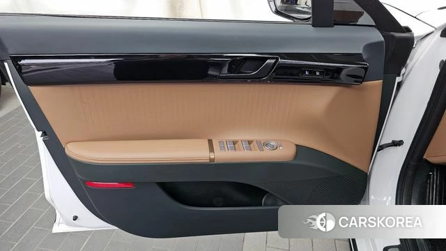Hyundai Grandeur Hybrid (GN7) id 4995656 из Кореи 16
