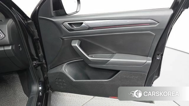 Volkswagen T-Roc id 5022638 из Кореи 16