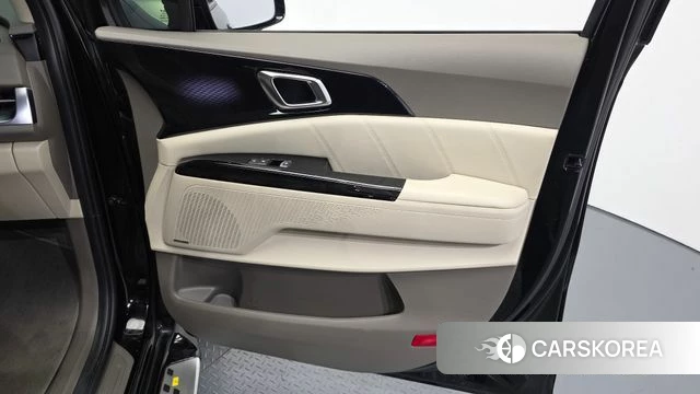 Kia Carnival 4th generation id 4951055 из Кореи 16