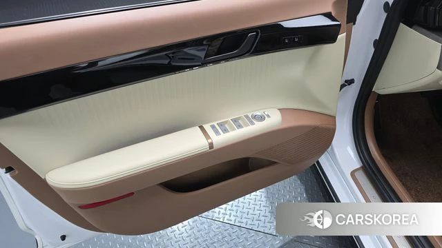 Hyundai Grandeur (GN7) id 5045783 из Кореи 16