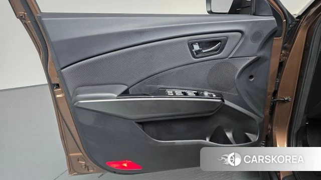 Ssangyong Tivoli Air id 5024158 из Кореи 16