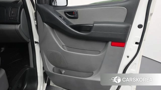 Hyundai The New Grand Starex id 5023320 из Кореи 16