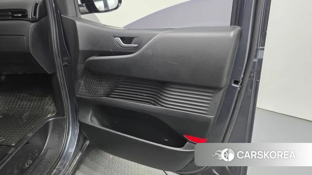 Hyundai Staria id 5040846 из Кореи 16
