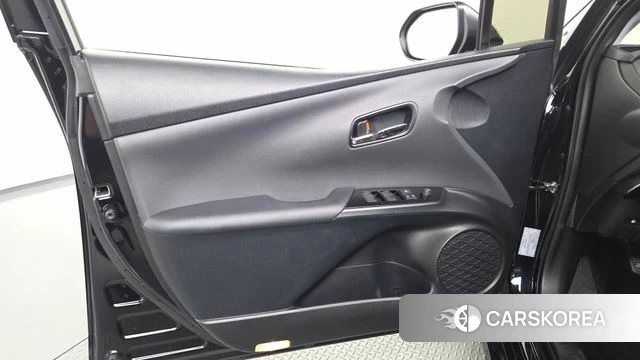 Toyota Prius 4th Generation id 4986991 из Кореи 16