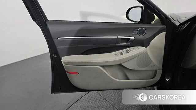 Hyundai Sonata D Edge (DN8) id 5010995 из Кореи 16