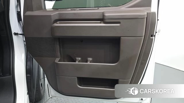 Kia PV5 id 4934529 из Кореи 16