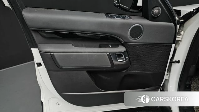 Land Rover Discovery 5 id 4918886 из Кореи 16