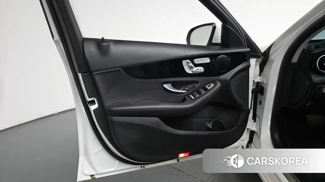 Mercedes-Benz C-Class W205 id 4992677 из Кореи 16