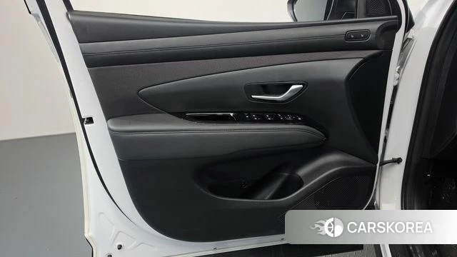 Hyundai The New Tucson (NX4) id 4985313 из Кореи 16