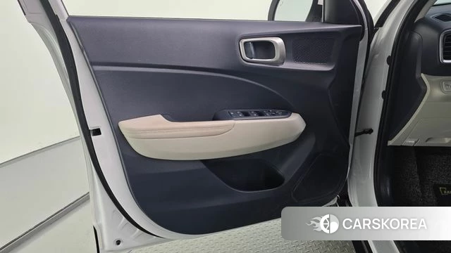 Hyundai Venue id 4934767 из Кореи 16