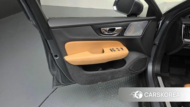 Volvo V60 Cross-Country 2nd Generation id 5035524 из Кореи 16