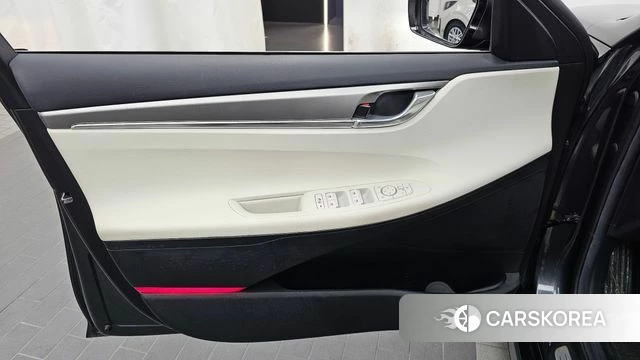 Hyundai The New Grandeur IG id 5040240 из Кореи 16