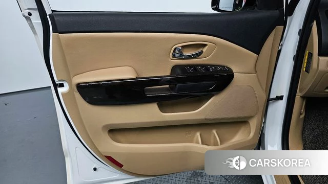 Kia The New Carnival id 5054475 из Кореи 16