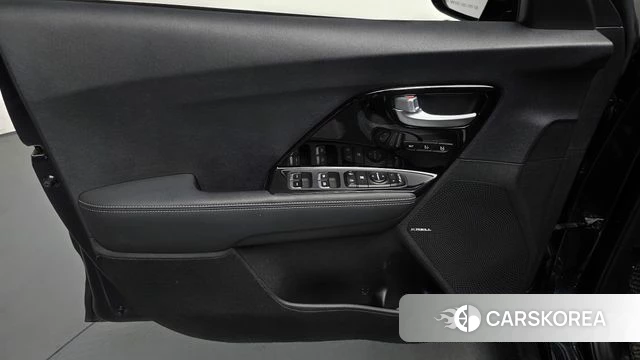 Kia Niro id 5042239 из Кореи 16