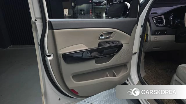 Kia The New Carnival id 4993527 из Кореи 16