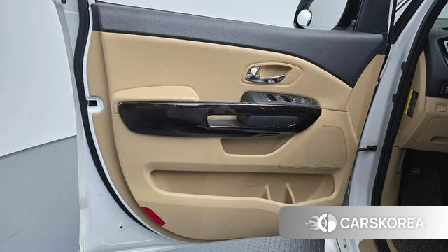 Kia The New Carnival id 4993648 из Кореи 16