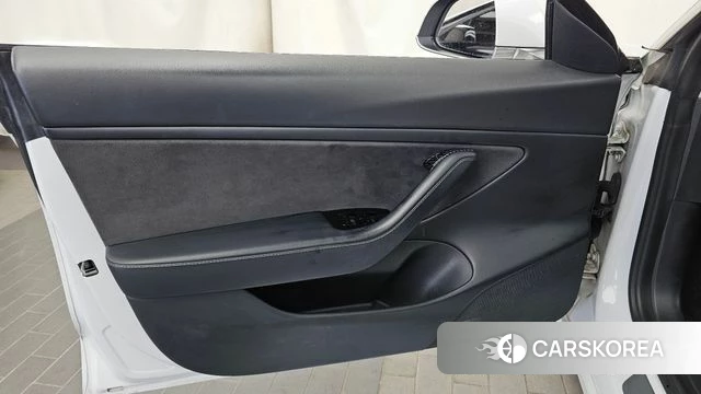 Tesla Model 3 id 4881892 из Кореи 16