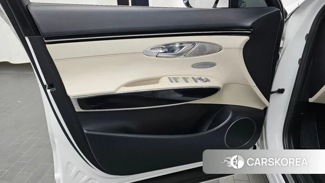 Genesis GV70 id 5017699 из Кореи 16