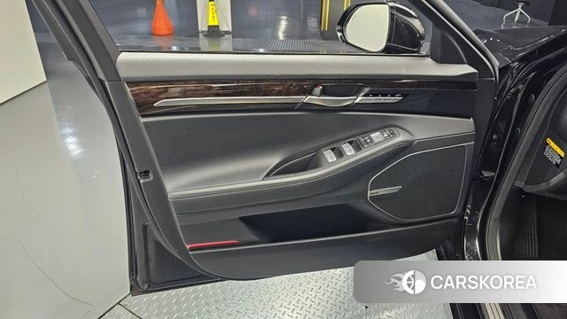 Genesis G90 id 5023855 из Кореи 16