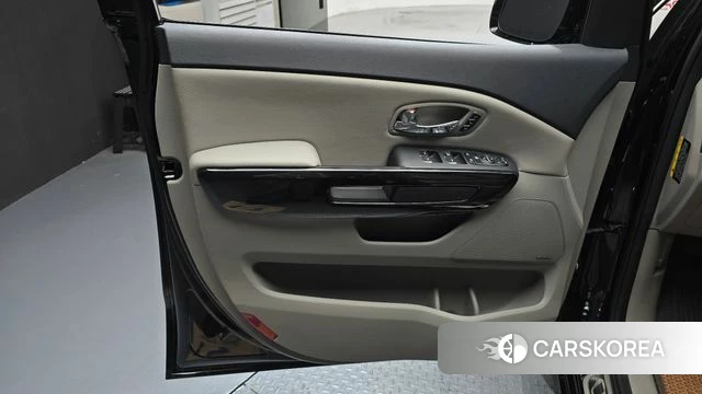 Kia The New Carnival id 4952974 из Кореи 16