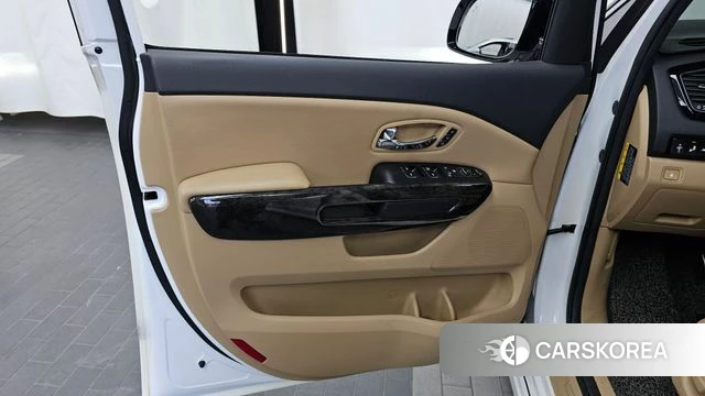 Kia The New Carnival id 5048418 из Кореи 16