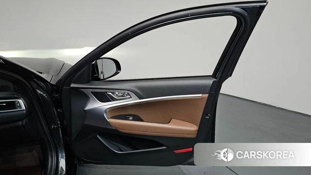 Genesis G70 id 5041853 из Кореи 16