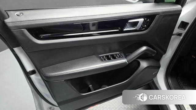 Porsche Cayenne (PO536) id 4942988 из Кореи 16