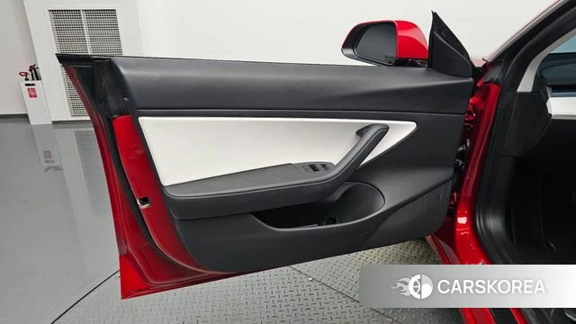 Tesla Model 3 id 5028320 из Кореи 16