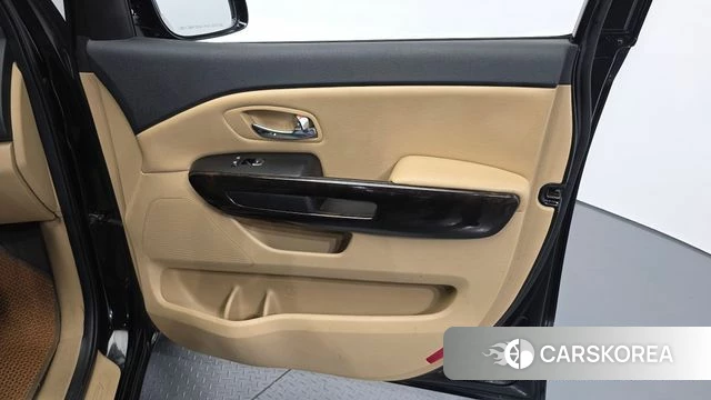 Kia The New Carnival id 4993116 из Кореи 16