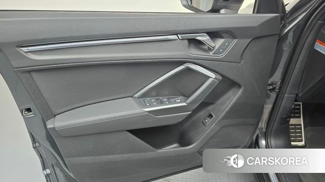 Audi Q3 (F3) id 5021978 из Кореи 16