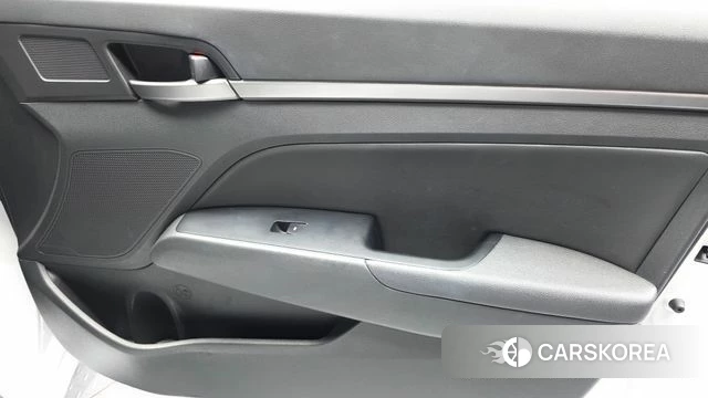 Hyundai Avante AD id 4978146 из Кореи 16