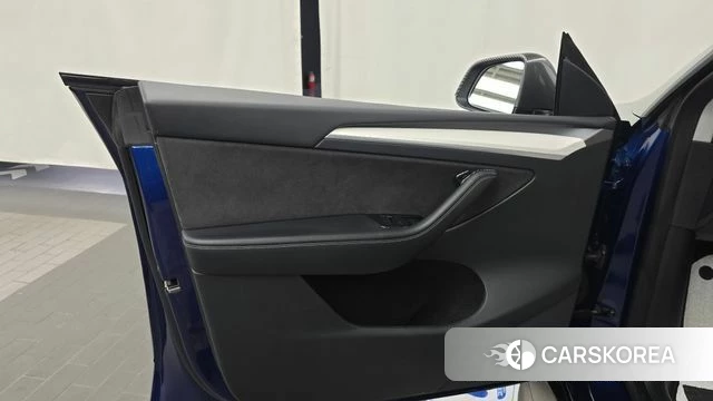Tesla Model Y id 5040108 из Кореи 16